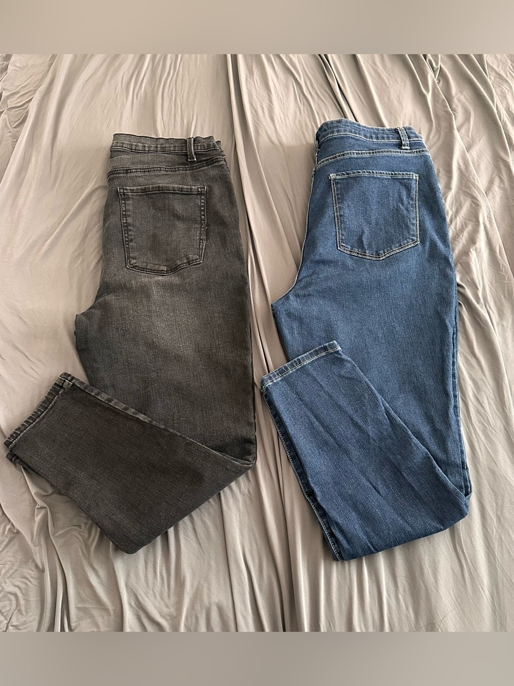 Bundle of 2- Women’s Stretchy Skinny Jeans